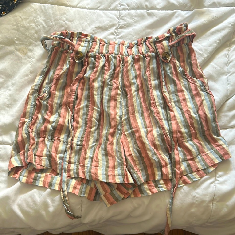 American Eagle Cloth/Linen Shorts